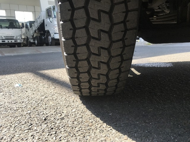 いすゞ エルフ 小型 平ボディ 2RG-NPR88YN(91813) 35枚目