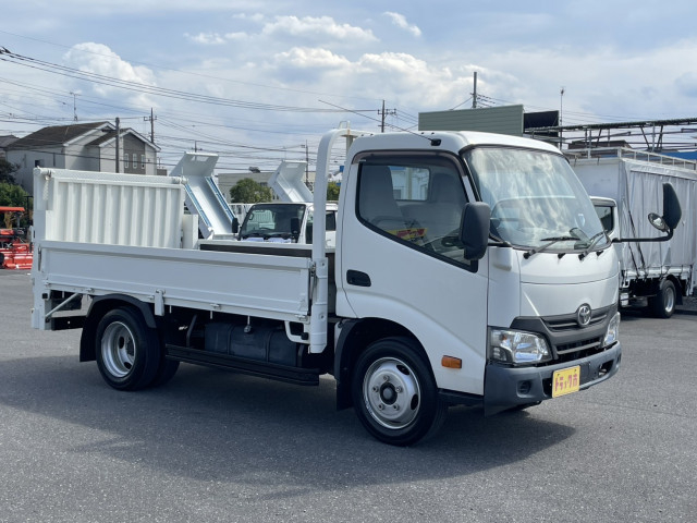 トヨタ ダイナ 小型 平ボディ TPG-XZU645(91820) 3枚目