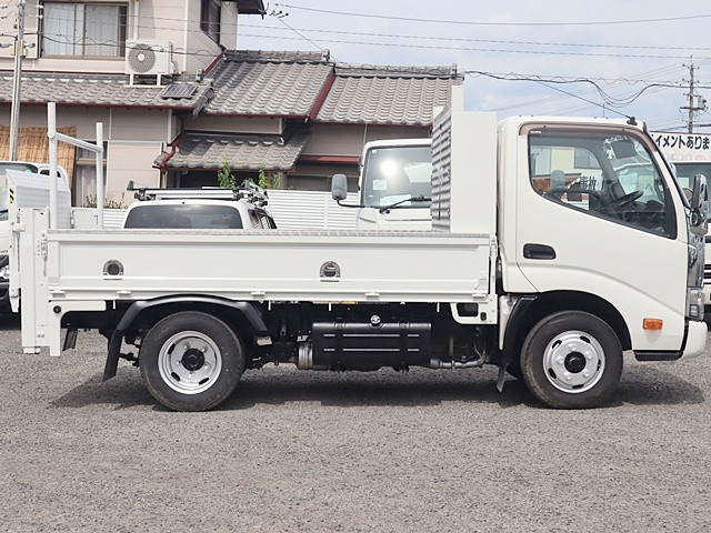 トヨタ ダイナ 小型 平ボディ TKG-XZC605(91821) 8枚目