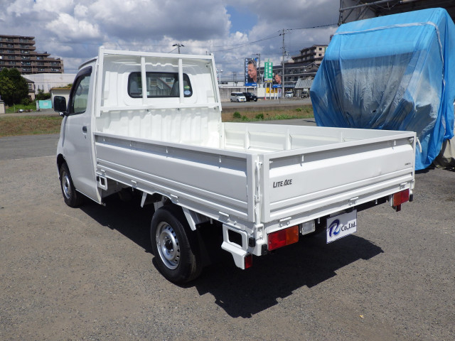 トヨタ ライトエース 小型 平ボディ DBF-S402U(91823) 2枚目