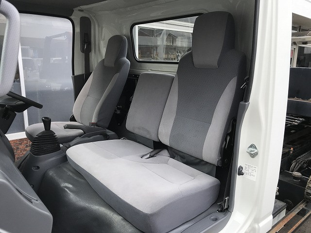 いすゞ エルフ 小型 車載専用車 TRG-NPR85AN(91824) 39枚目