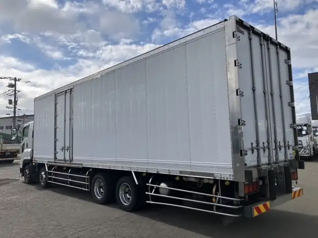 いすゞ ギガ 小型 トラクタ（シングル） QPG-CYJ77BA(91841) 7枚目
