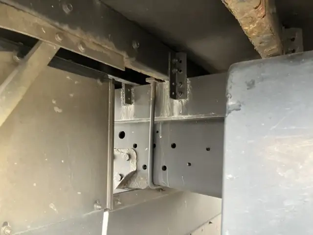 いすゞ ギガ 小型 トラクタ（シングル） QPG-CYJ77BA(91841) 28枚目