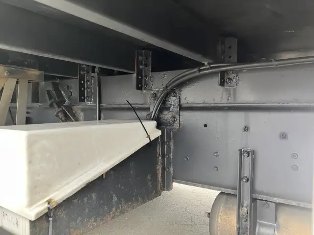 いすゞ ギガ 小型 トラクタ（シングル） QPG-CYJ77BA(91841) 32枚目