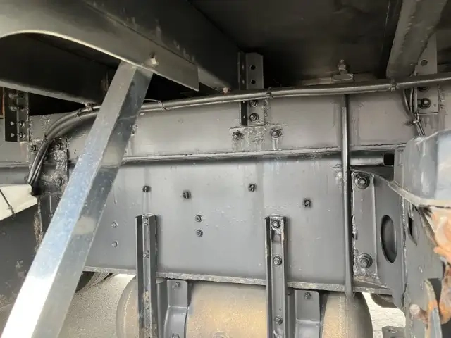 いすゞ ギガ 小型 トラクタ（シングル） QPG-CYJ77BA(91841) 33枚目