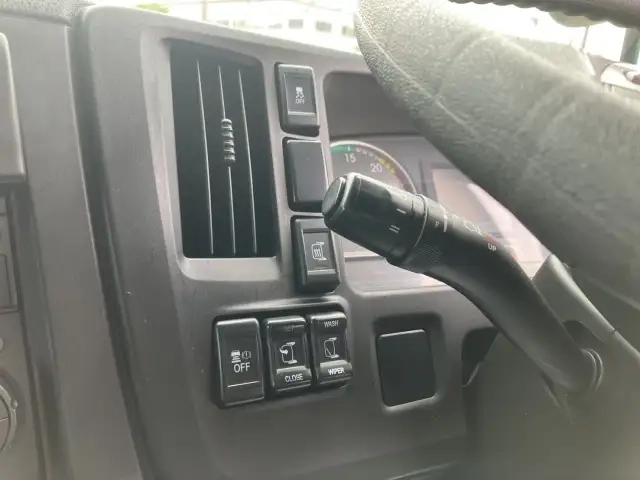 いすゞ ギガ 小型 トラクタ（シングル） QPG-CYJ77BA(91841) 48枚目