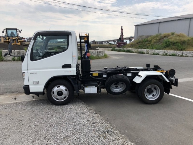 三菱ふそう キャンター 小型 コンテナ専用車 2RG-FBAV0(113654) 5枚目