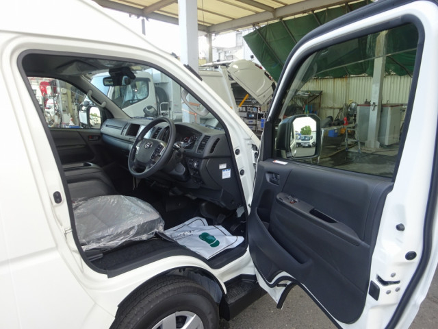 トヨタ 小型 バス 3DF-GDH223B(92016) 42枚目
