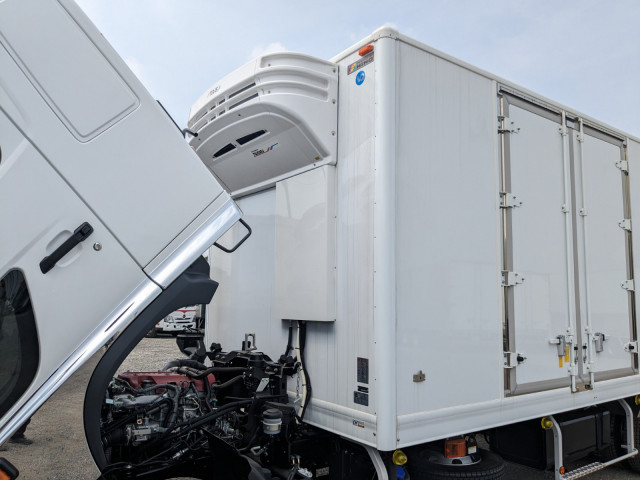 日野 レンジャー 中型 冷凍冷蔵バン 2KG-FD2ABG(92030) 46枚目