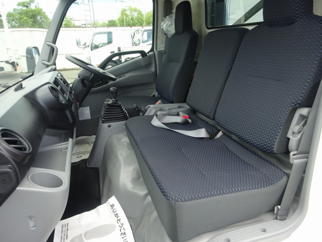 日野 デュトロ 小型 車載専用車 2KG-XZU720M(92033) 34枚目