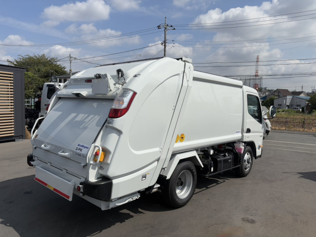 三菱ふそう キャンター 小型 塵芥車（プレス式） 2RG-FEAV0(92040) 3枚目