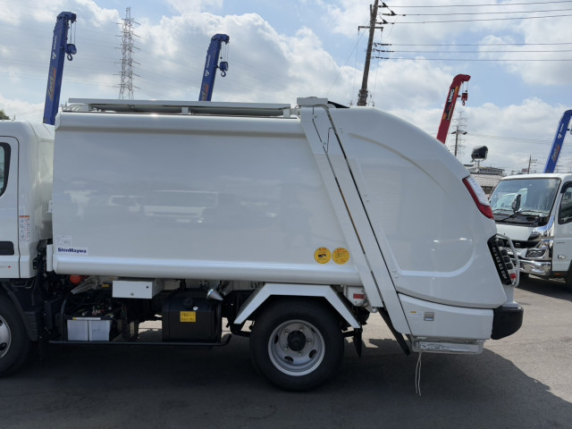 三菱ふそう キャンター 小型 塵芥車（プレス式） 2RG-FEAV0(92040) 7枚目