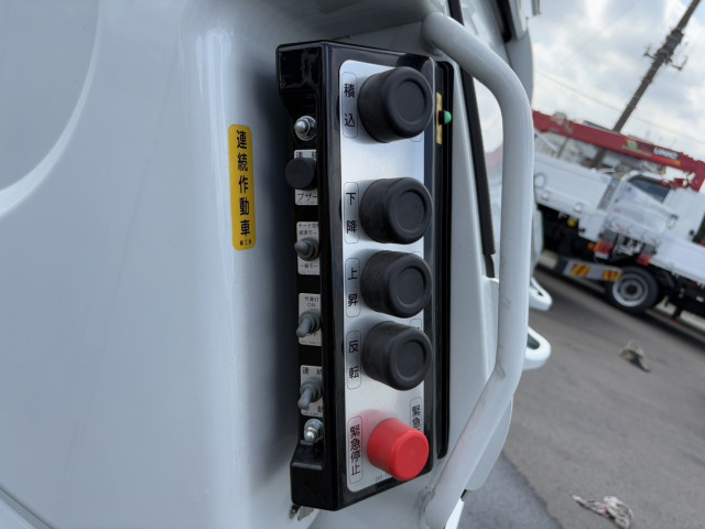 三菱ふそう キャンター 小型 塵芥車（プレス式） 2RG-FEAV0(92040) 15枚目