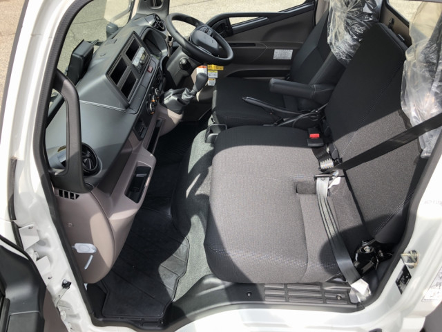 三菱ふそう キャンター 小型 コンテナ専用車 2RG-FBAV0(92042) 32枚目