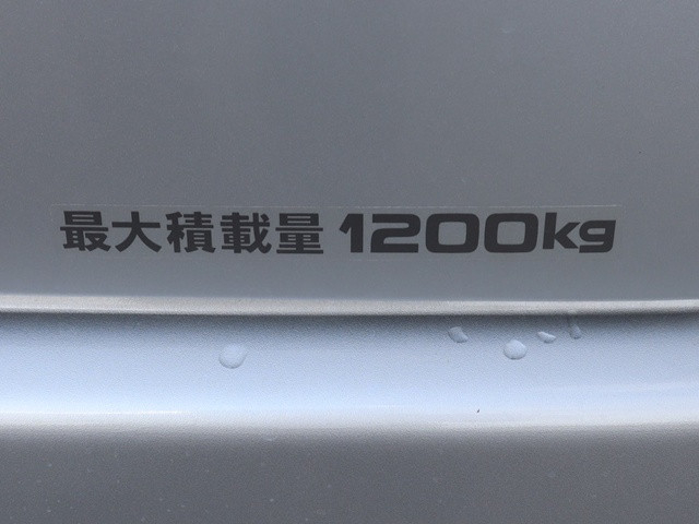 トヨタ ハイエース 小型 アルミバン 3BF-TRH200V(92050) 22枚目