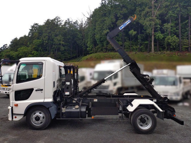 日野 レンジャー 中型 コンテナ専用車 2KG-FC2ABA(110813) 17枚目