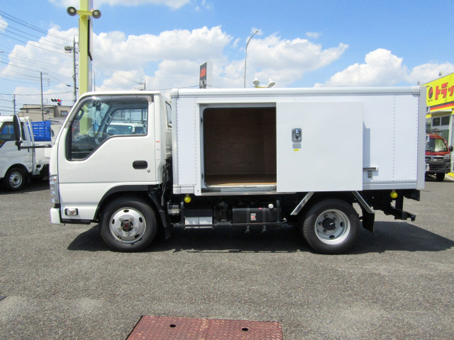 いすゞ エルフ 小型 アルミバン 2RG-NHS88AN(92055) 4枚目