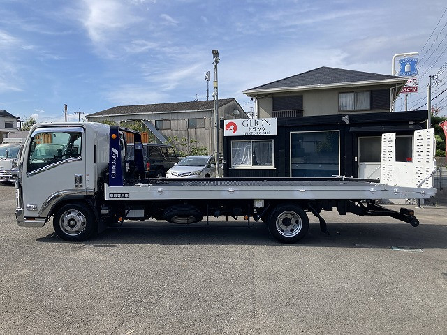 いすゞ エルフ 小型 車載専用車 2RG-NPR88AN(92057) 4枚目