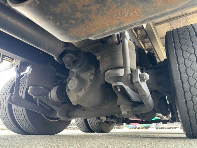 UDトラックス（日産） クオン 大型 アルミウィング 2PG-CG5CA(92062) 22枚目