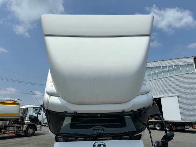 UDトラックス（日産） クオン 大型 アルミウィング 2PG-CG5CA(92062) 41枚目