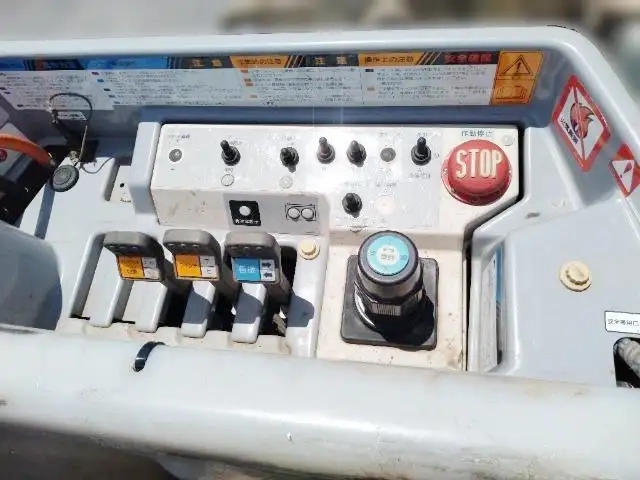 いすゞ エルフ 小型 - KK-NKR71E3N(92096) 32枚目