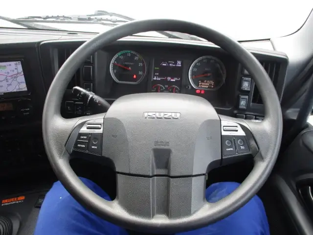 いすゞ ギガ 小型 クレーン付き QKG-CYY77B(92098) 50枚目