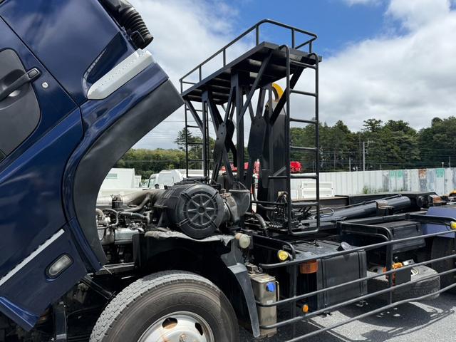 UDトラックス（日産） クオン 大型 コンテナ専用車 *********(92103) 22枚目