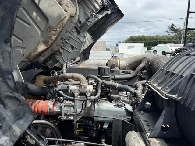 UDトラックス（日産） クオン 大型 コンテナ専用車 *********(92103) 34枚目