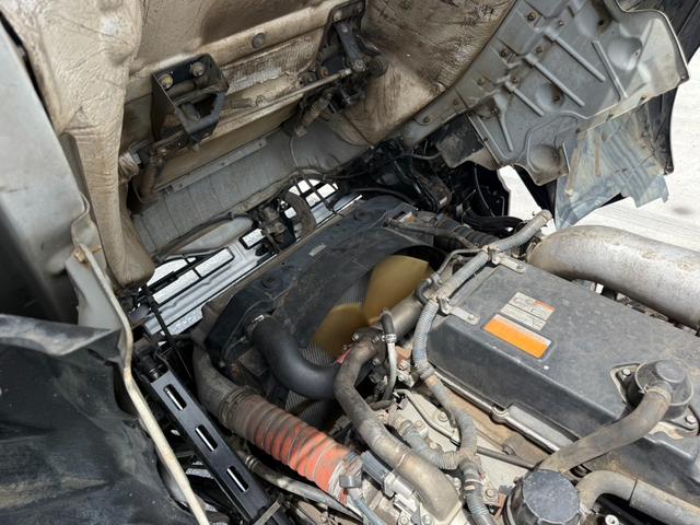 UDトラックス（日産） クオン 大型 コンテナ専用車 *********(92103) 35枚目