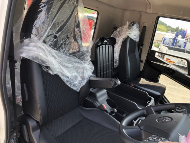 三菱ふそう ファイター 増トン クレーン付き 2KG-FK62FZ(92110) 43枚目