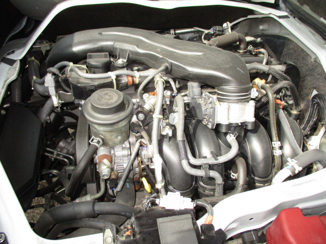 トヨタ ハイエース 小型 冷凍冷蔵バン CBF-TRH200V(92118) 8枚目