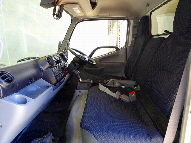 Toyota dyna Small Aluminium box body 2RG-XZU655(92119) 8枚目
