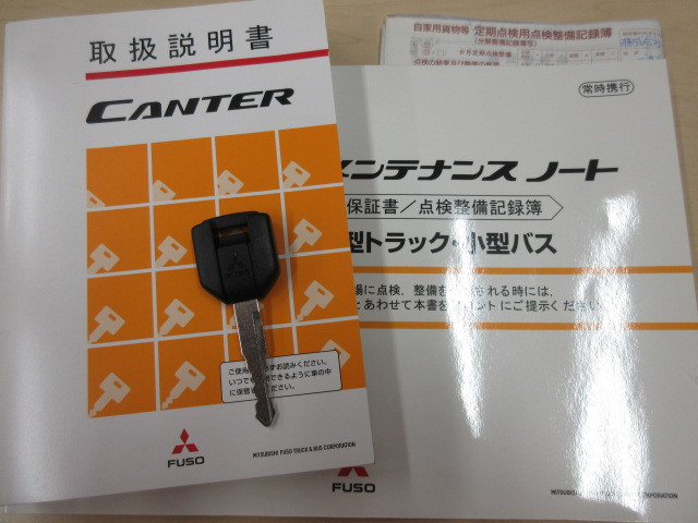 三菱ふそう キャンター 小型 平ボディ 2PG-FEAV0(92133) 41枚目