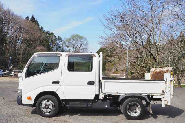 トヨタ ダイナ 小型 Wキャブ 2RG-XZU605(92137) 16枚目