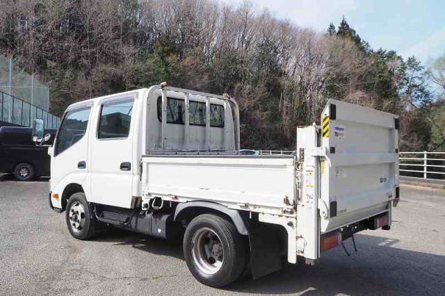 トヨタ ダイナ 小型 Wキャブ 2RG-XZU605(92137) 17枚目