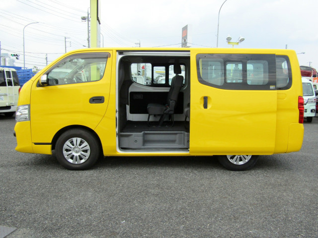 日産自動車 キャラバン 小型 バス CBA-KS2E26(92140) 4枚目