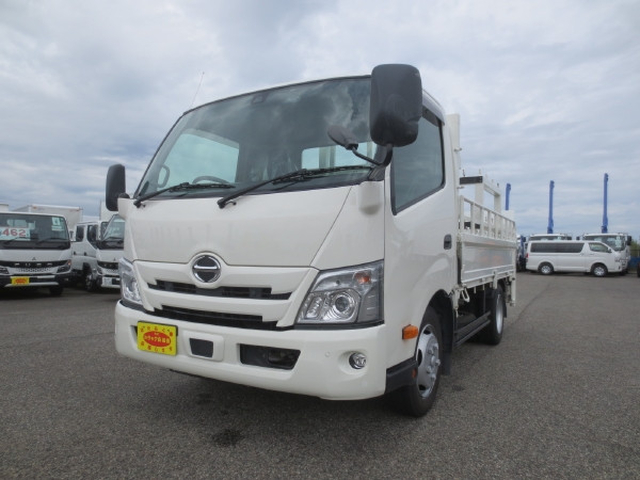 日野 デュトロ 小型 平ボディ 772RG-XZU700M(92142) 1枚目