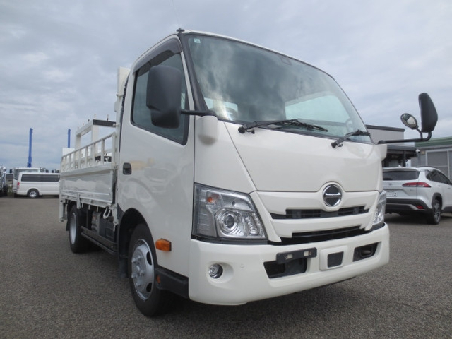 日野 デュトロ 小型 平ボディ 772RG-XZU700M(92142) 2枚目