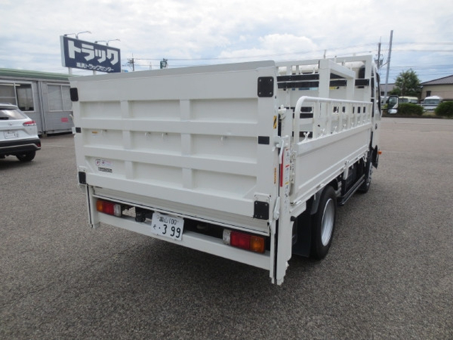 日野 デュトロ 小型 平ボディ 772RG-XZU700M(92142) 4枚目