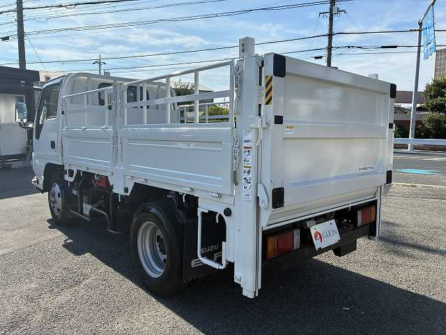 いすゞ エルフ 小型 平ボディ 2RG-NKR88A(92146) 6枚目