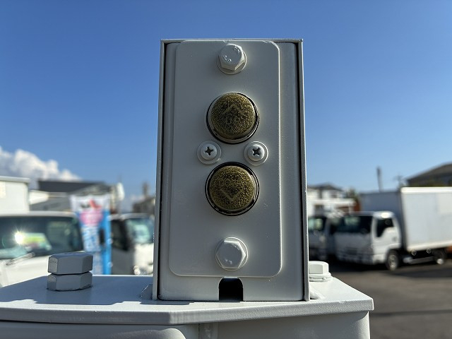 いすゞ エルフ 小型 平ボディ 2RG-NKR88A(92146) 17枚目