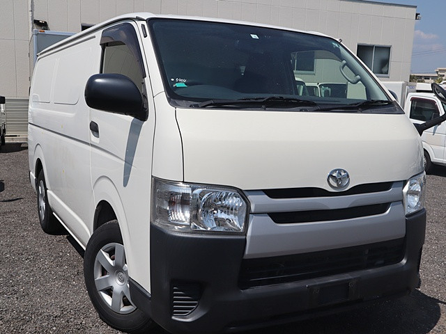 トヨタ ハイエース 小型 保冷バン CBF-TRH200V(92148) 2枚目
