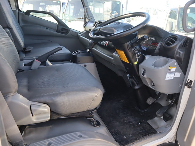 日野 デュトロ 小型 平ボディ TPG-XZC710M(92170) 31枚目