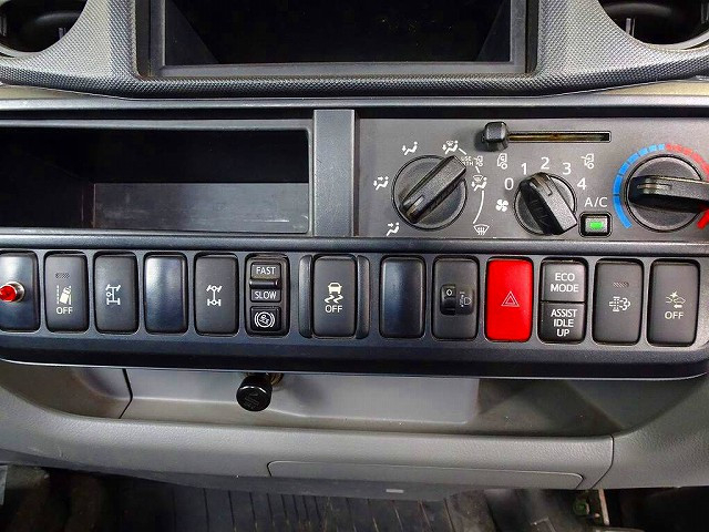 Hino dutro Small Crane equipped trucks TKG-XZU695M(92178) 11枚目