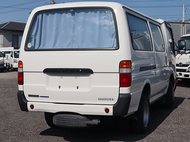 トヨタ トヨエース 小型 アルミバン TKG-XZC605V(92186) 3枚目