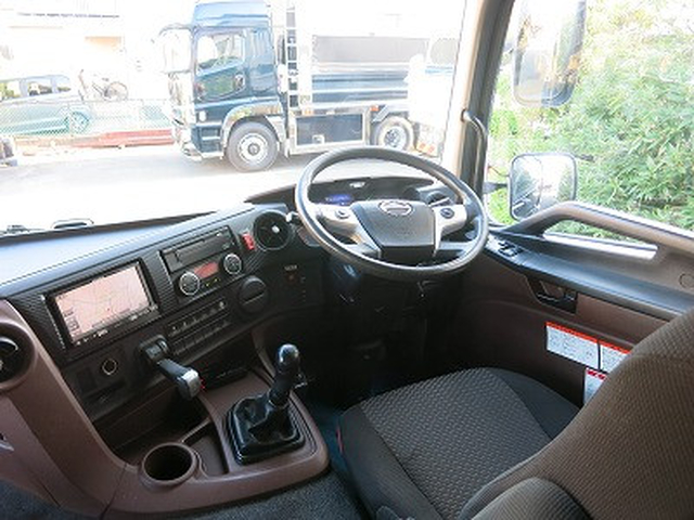 日野 プロフィア 大型 土砂ダンプ 2DG-FS1AGA(92197) 28枚目