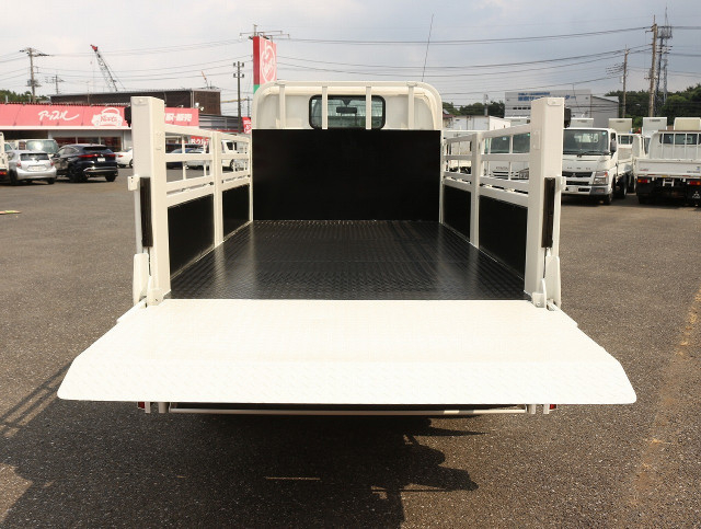 トヨタ トヨエース 小型 平ボディ TKG-XZU675(92203) 10枚目