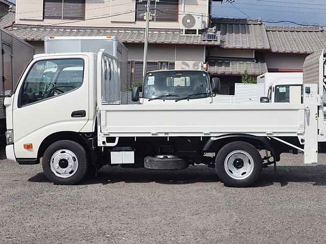 トヨタ ダイナ 小型 平ボディ TKG-XZC605(92210) 9枚目
