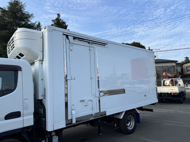 三菱ふそう キャンター 小型 冷凍冷蔵バン TPG-FEB50(92214) 7枚目