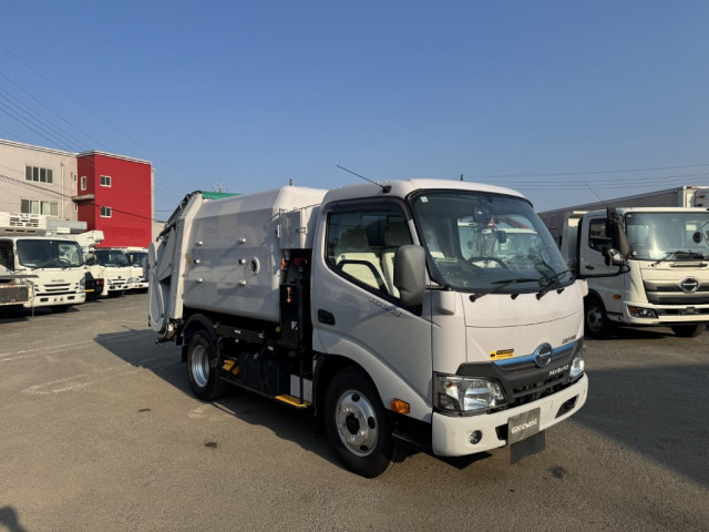 日野 デュトロ 小型 塵芥車（プレス式） TSG-XKU600X(92216) 2枚目